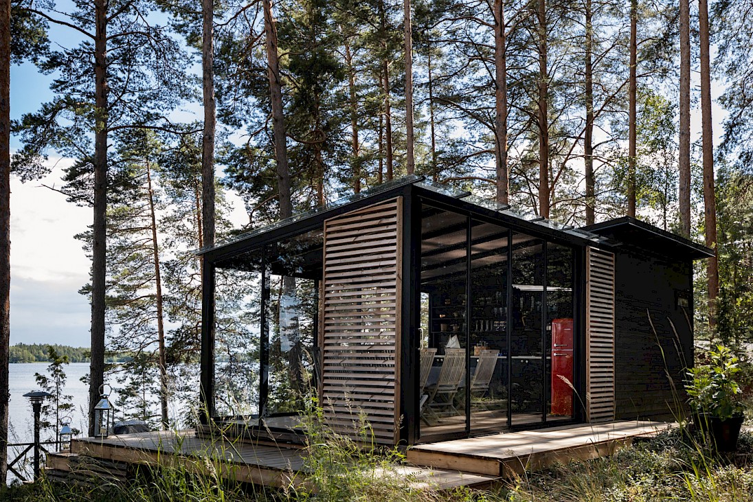 Lasitettu kesäkeittiö