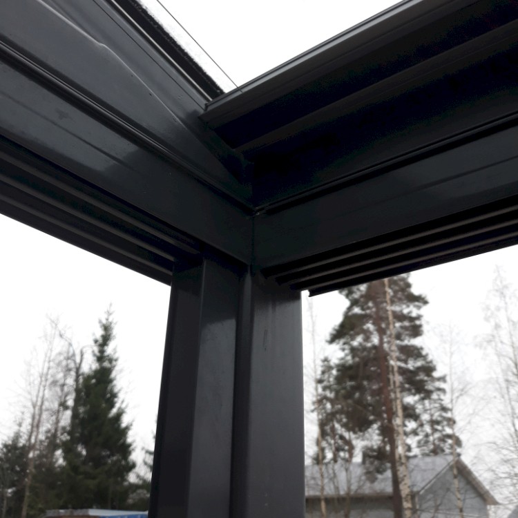 teräsrunkoinen_lasitus