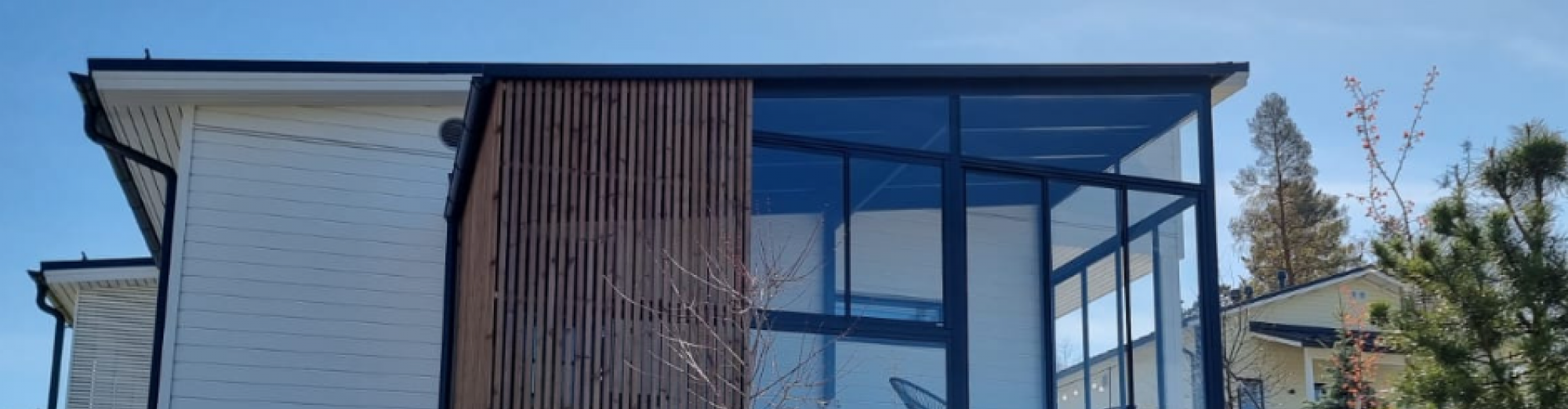 Lasiterassin hinta 2025