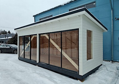 Kesähuone-malli nyt poistomyynnissä!